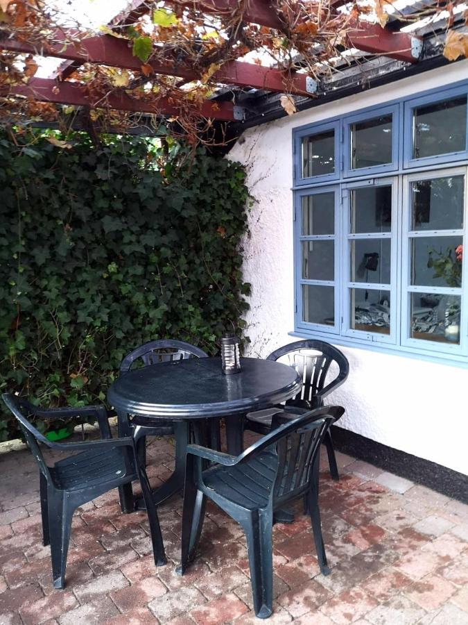 Cosy Cottage In A Garden Ishøj المظهر الخارجي الصورة